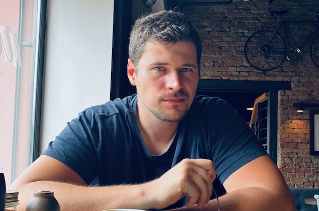 Tibor in a café — personal portrait